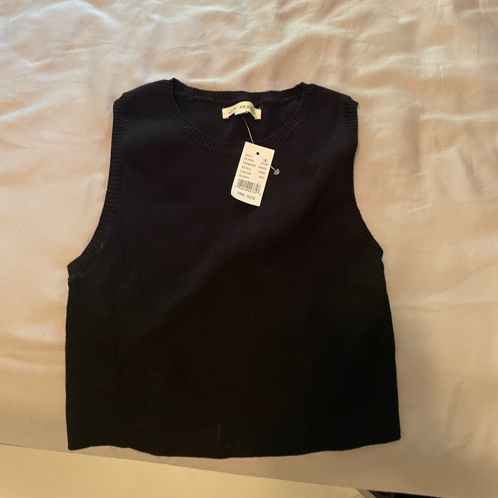 Black cropped tank top brand new